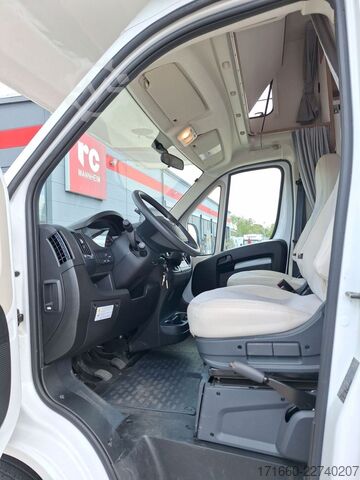 Alkove-camper CARADO A 132 wenig Kilometer