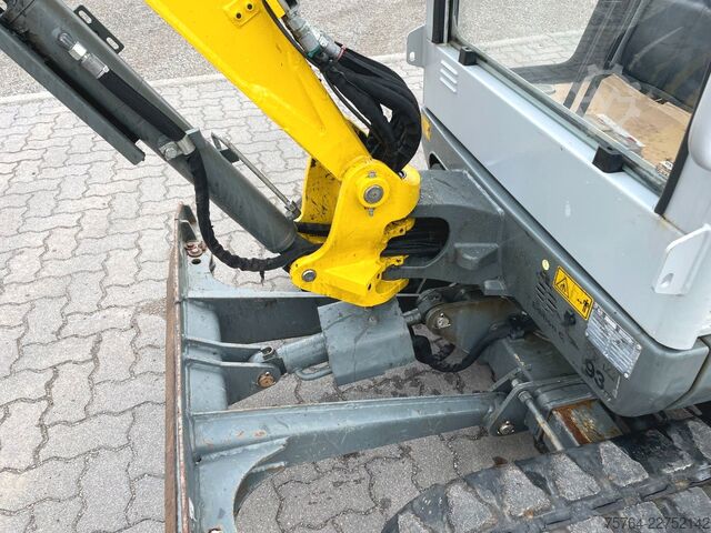 Minibagr NEUSON ET 18 / Schnellwechsler / Schaufel