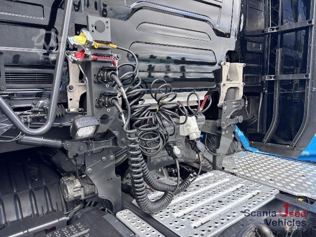 Tracteur routier standard Scania S 590 A4x2NA RETARDER V8 DIFF-L LED