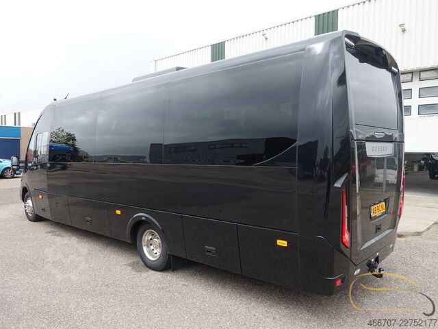 Autocar IVECO Rosero First Busworld Edition 31 Sitze Euro 6