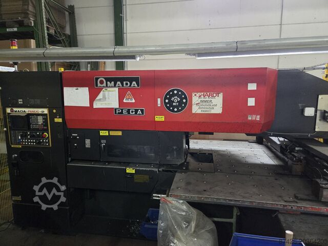 Machine de poinçonnage et grignotage Amada PEGA-204040