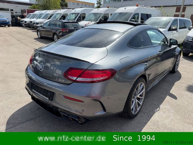 Βαν MERCEDES-BENZ C 63 AMG Coupe V8 Pano/ Burmester/SportAbg