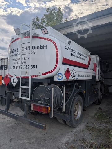 Camion-citerne Mercedes-Benz LKW Tankfahrzeug MB Atego