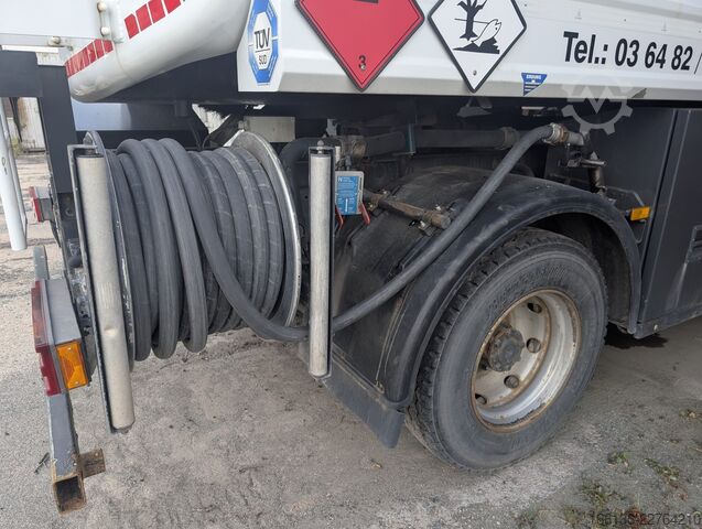 Camion-citerne Mercedes-Benz LKW Tankfahrzeug MB Atego