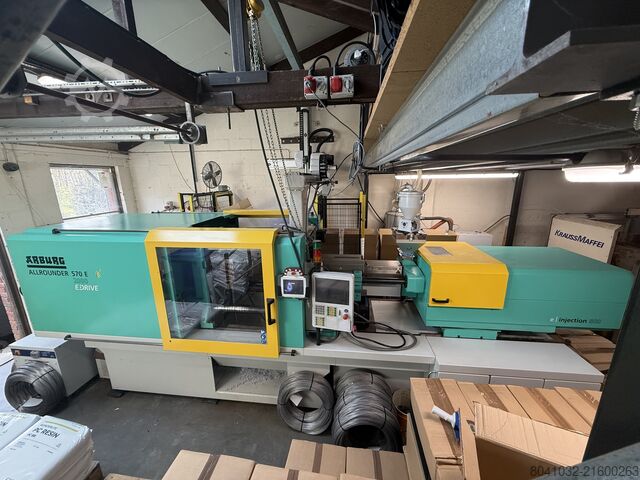 Machine de moulage par injection Arburg ALLROUNDER 570 E 2000-800