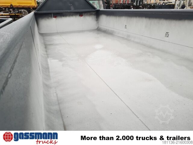 Cassone scarrabile  Abrollcontainer mit Klappe ca. 10m³,