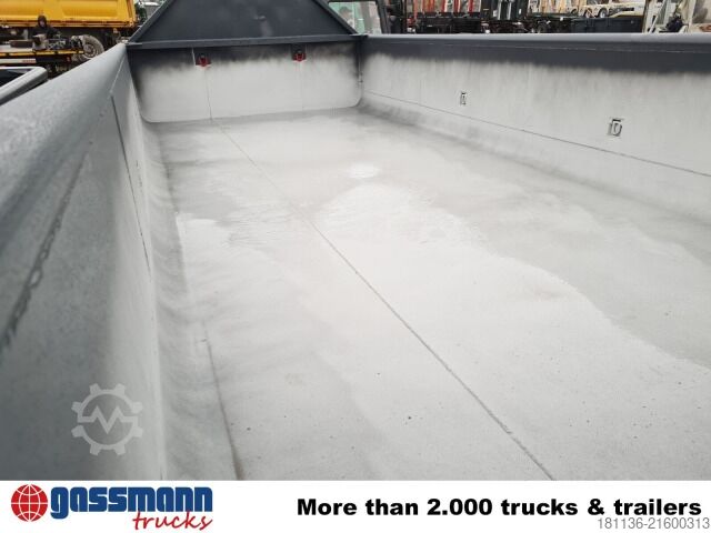 Cassone scarrabile  Abrollcontainer mit Klappe ca. 10m³,