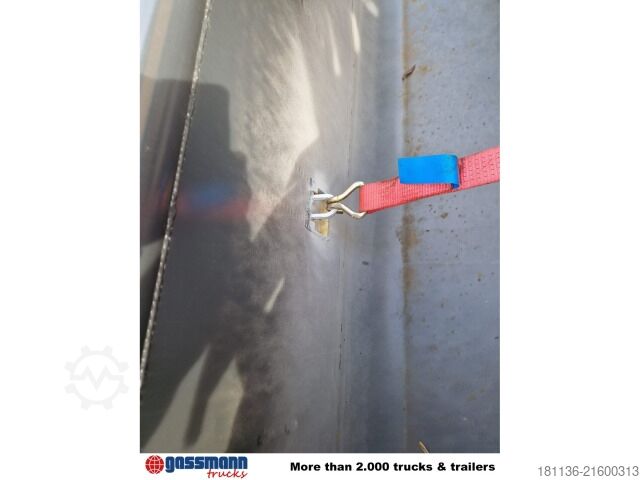 Cassone scarrabile  Abrollcontainer mit Klappe ca. 10m³,