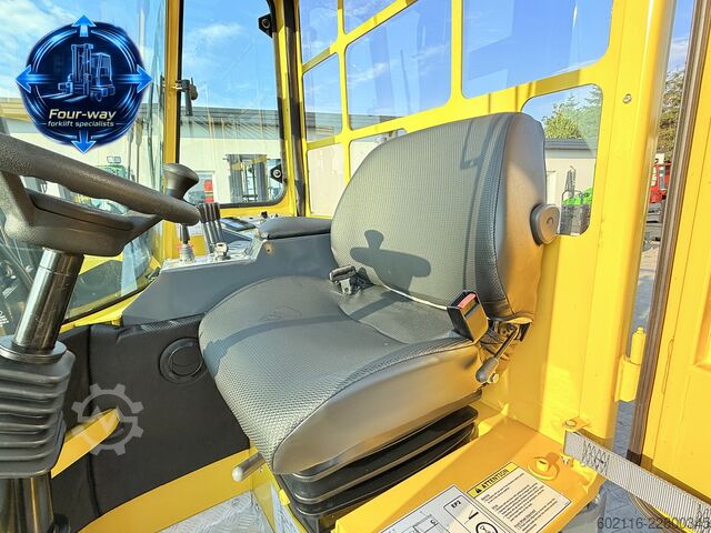Carrello elevatore a 4 direzioni Combilift C3000XL GAS DUPLEX 4550 FORK POSITIONER