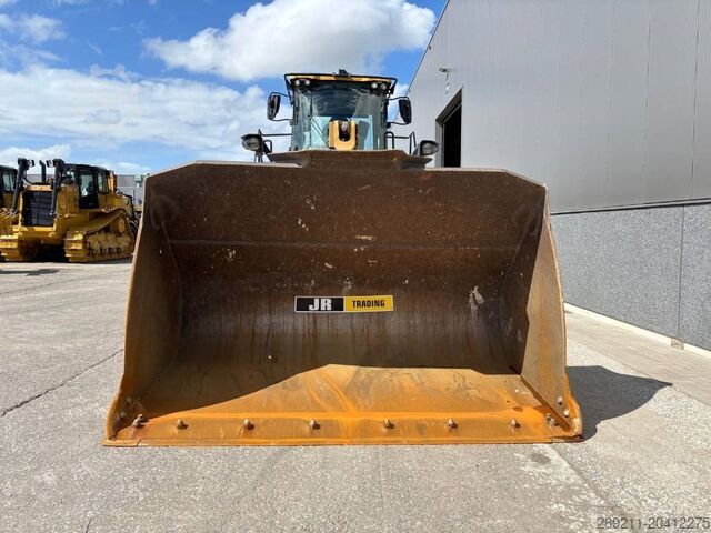 Wheel loader CAT 972 M XE