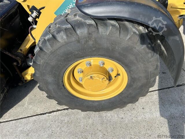 Lader CAT 906 (9145)