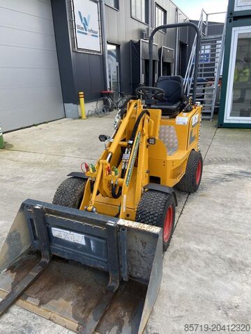 Loader Knikmops KM100 (7123)