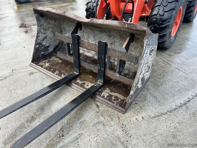 Lader Kubota R070 (6678)