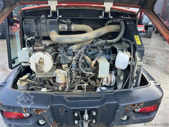 Lader Kubota R070 (6678)