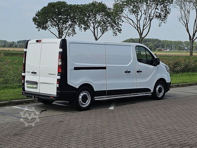 Kombi s vysokou střechou RENAULT TRAFIC 2.0 DCI L2H1 Airco Trekhaak