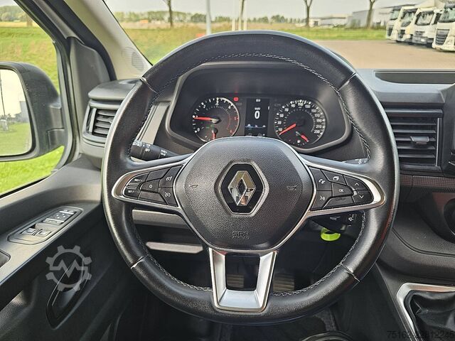 Kombi s vysokou střechou RENAULT TRAFIC 2.0 DCI L2H1 Airco Trekhaak