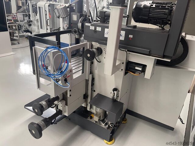 Mașină de frezat AVIA FNE 40 P