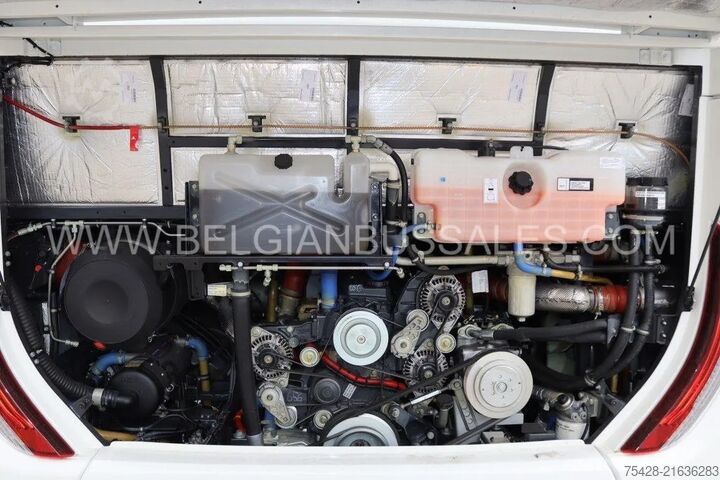 Bus interurbain Iveco Crossway 13m Pop Light / Double middle door / N...