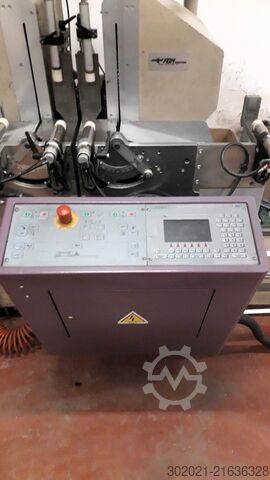 Serra de esquadria de cabeça dupla de alumínio/PVC Fom Industrie Blitz Alva 450 B