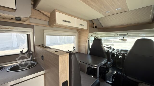 Halvintegreret autocamper Fiat Ducato Weinsberg Carasuite 650MF del 2024 | Cambio manuale |5 posti letto