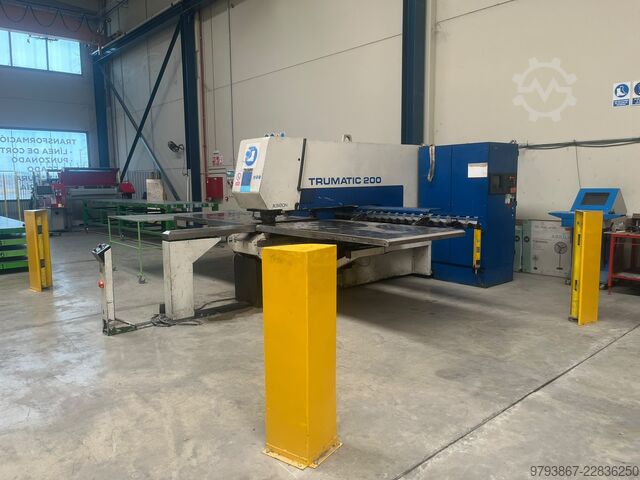Punzonatrice TRUMPF TruMatic 200 R