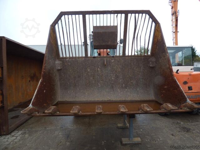 Lánctalpas rakodógép LIEBHERR LR631