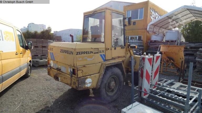 Csuklós kerekes rakodó KARL SCHAEFF ZL 7C