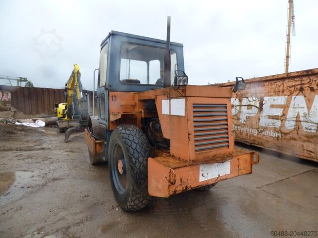 Egydobos tömörítő CASE-VIBROMAX W602 BD