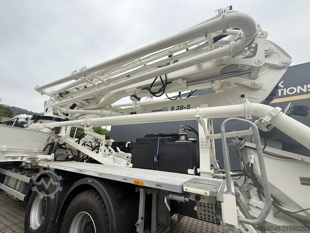 Mixeur MAN TGS 26.520 MAN TGS 26.520 6x4 SWAN TSP 38-5 160...