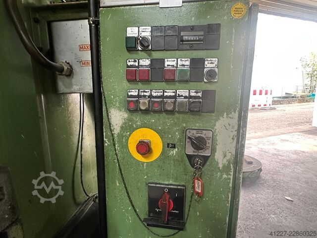 Excenterpresse 100 t EBU EBU H100F