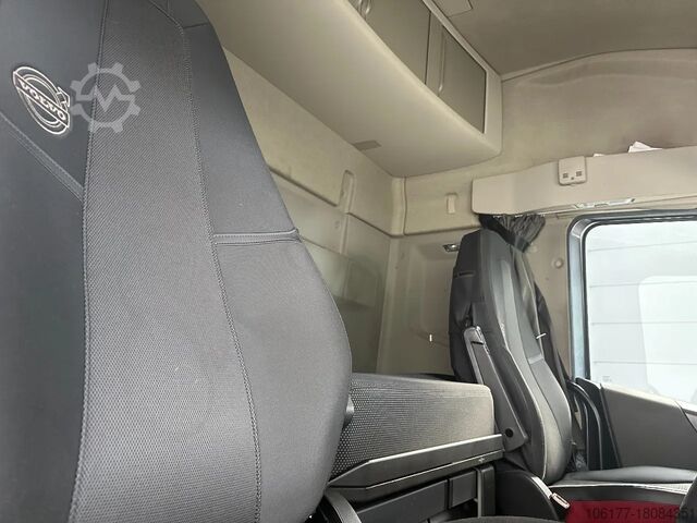 Standard-SZM Volvo FH 13.460 Globetrotter / 6x2 / VEB / 469612 km ...
