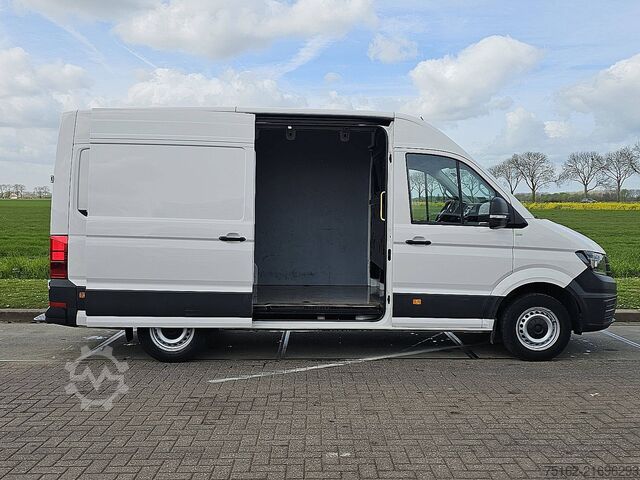 High-roof van VW CRAFTER 35 2.0 L3H3 140Pk Automaat!