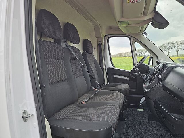 High-roof van CITROEN JUMPER 2.2 L1H1 Navi Airco/ECC!