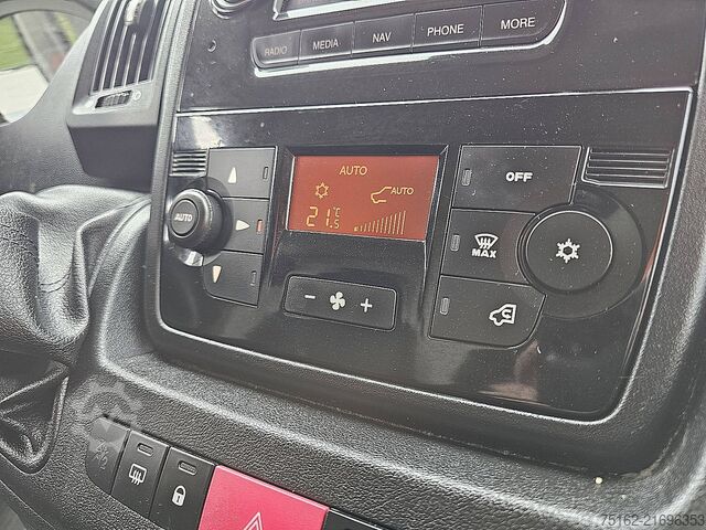 High-roof van CITROEN JUMPER 2.2 L1H1 Navi Airco/ECC!