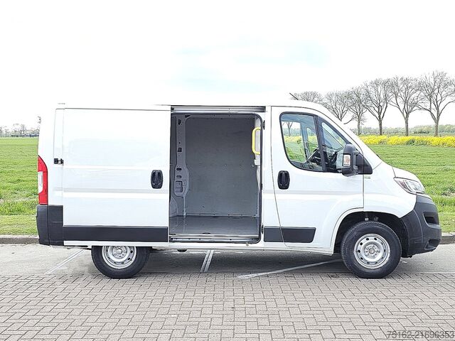 High-roof van CITROEN JUMPER 2.2 L1H1 Navi Airco/ECC!