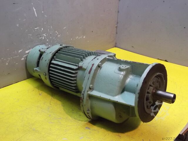 Tandwielmotor 0,2/0,4 kW 32/65 rpm BAUER G12-20/DPK884-200