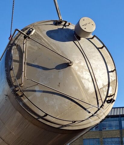 Storage tank  