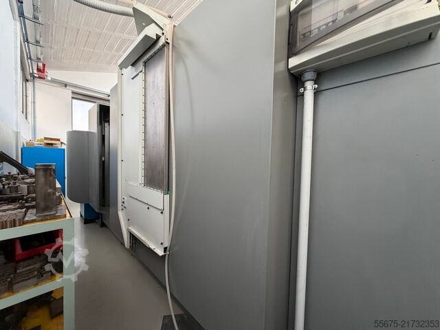 Centro de mecanizado vertical de 5 ejes Deckel Maho DMF 220 LINEAR