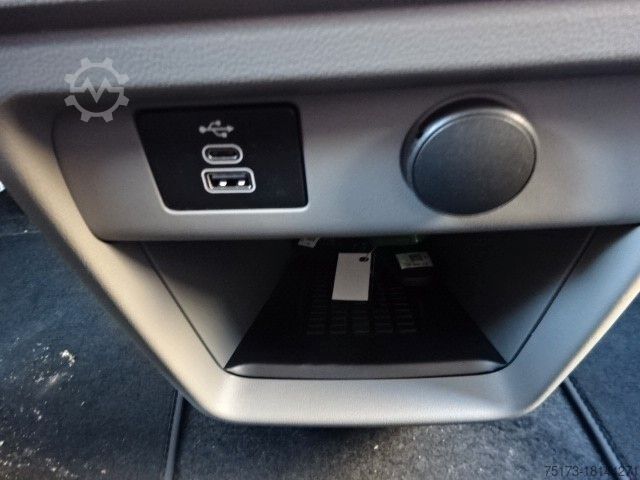 Kleinbus FORD Tourneo Custom 320L1 Active 4x4 AHK Stndhzg iACC