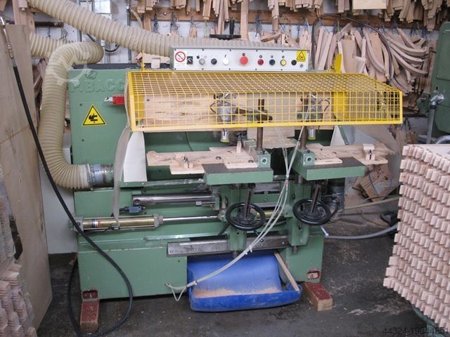 POJEDYNCZA MASZYNA DO CZOPOWANIA Z 2 STOŁAMI BACCI TSG2T