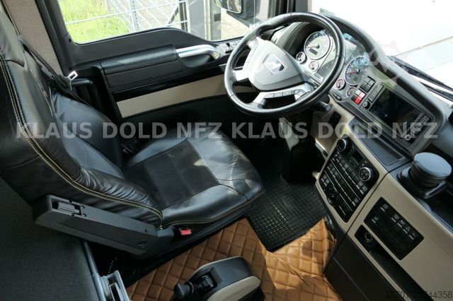Standard nyergesvontató MAN TGX 18.510 Evolion Retarder 2-Tanks Standklima