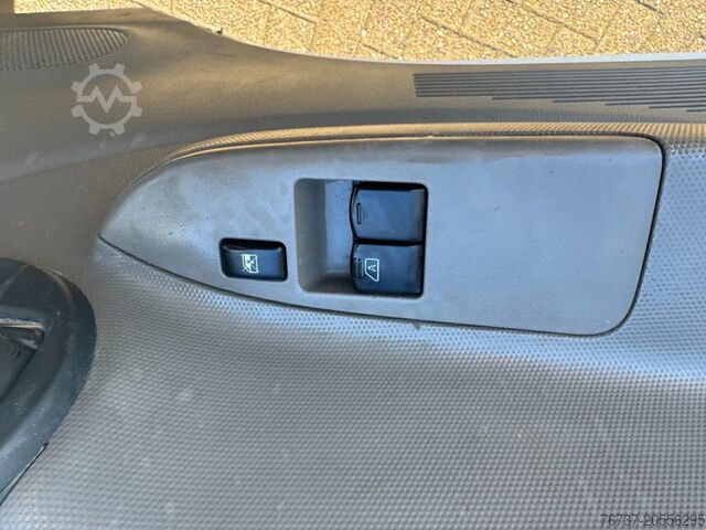 Laadplatform Nissan CABSTAR **EURO 5B-BELGIAN ORIGINE-ONLY 95000KM**