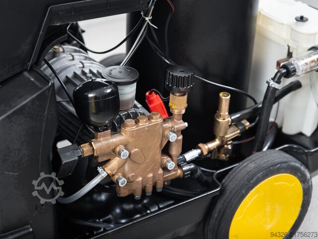 Lavadora de alta pressão Kärcher HDS 995 Kärcher HDS 995 - 1000l/h - 180bar - 6,8kW