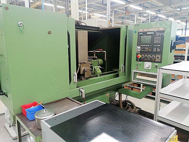 Mașină de rectificat unelte CNC Saacke UWII-CNC 4A/810