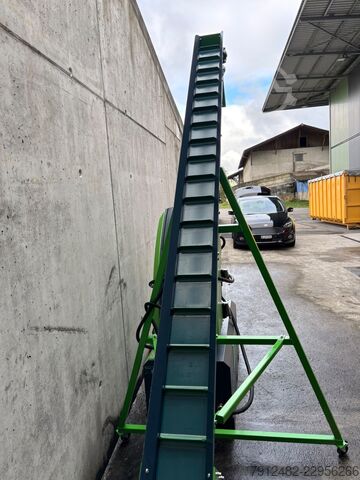Pelletiseer fijne biomassa | EcoKraft RP18 GEN2 Pelletpers met bunker en zeef EcoKraft AG RP18 GEN2