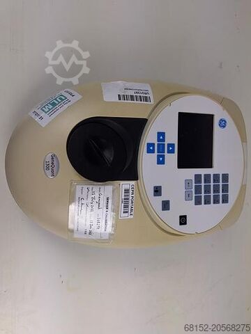 GE Healthcare GeneQuant 1300 spectrofotometer GE Healthcare GeneQuant 1300