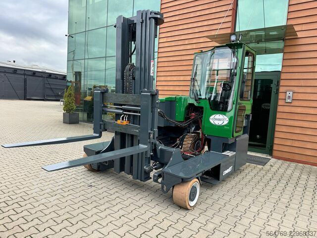 četvorosmerni viljuškar Combilift C4500 /Triplex/Battery 2023 year