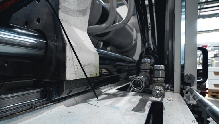 Spuitgietmachine BATTENFELD HM 300/1330