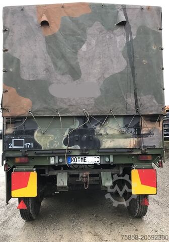 Trejler sa flatbed & tarpaulin SCHMITZ 3Achser Bundeswehr mit HU+SP TOP Zustand