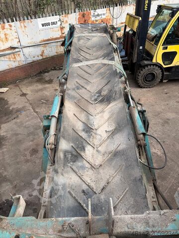 Paletli tarama tesisi Powerscreen Warrior 1400